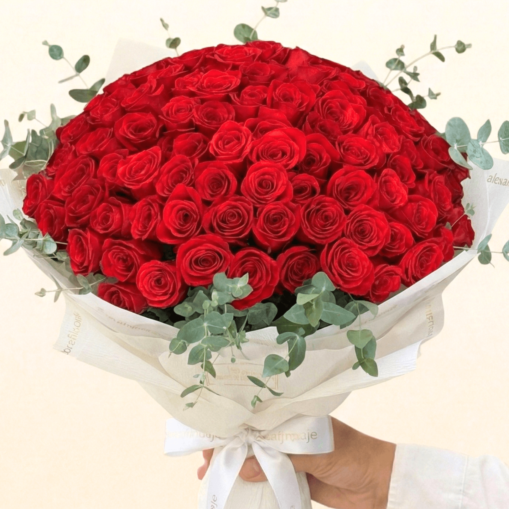 thumb-mega-buque-com-100-rosas-vermelha-0