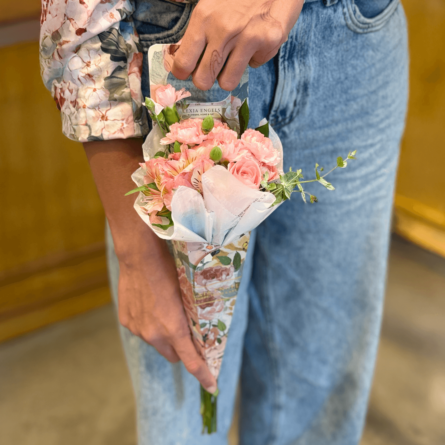 Cone Mix de Flores (Tons de Rosa)