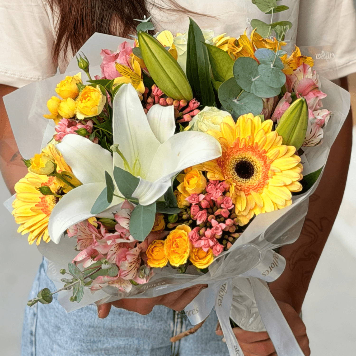 thumb-buque-mix-de-flores-tons-coloridos-12-flores-0