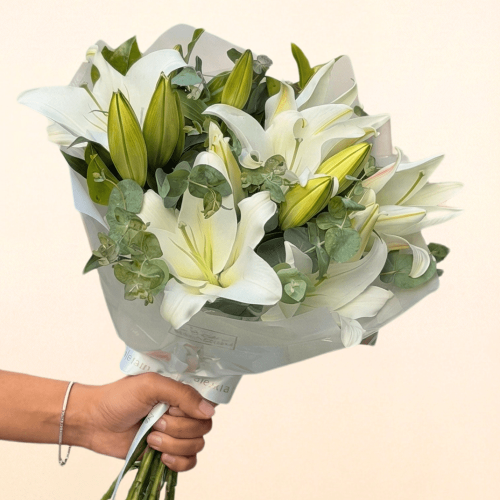 Buquê com Lírios Brancos 6 Flores