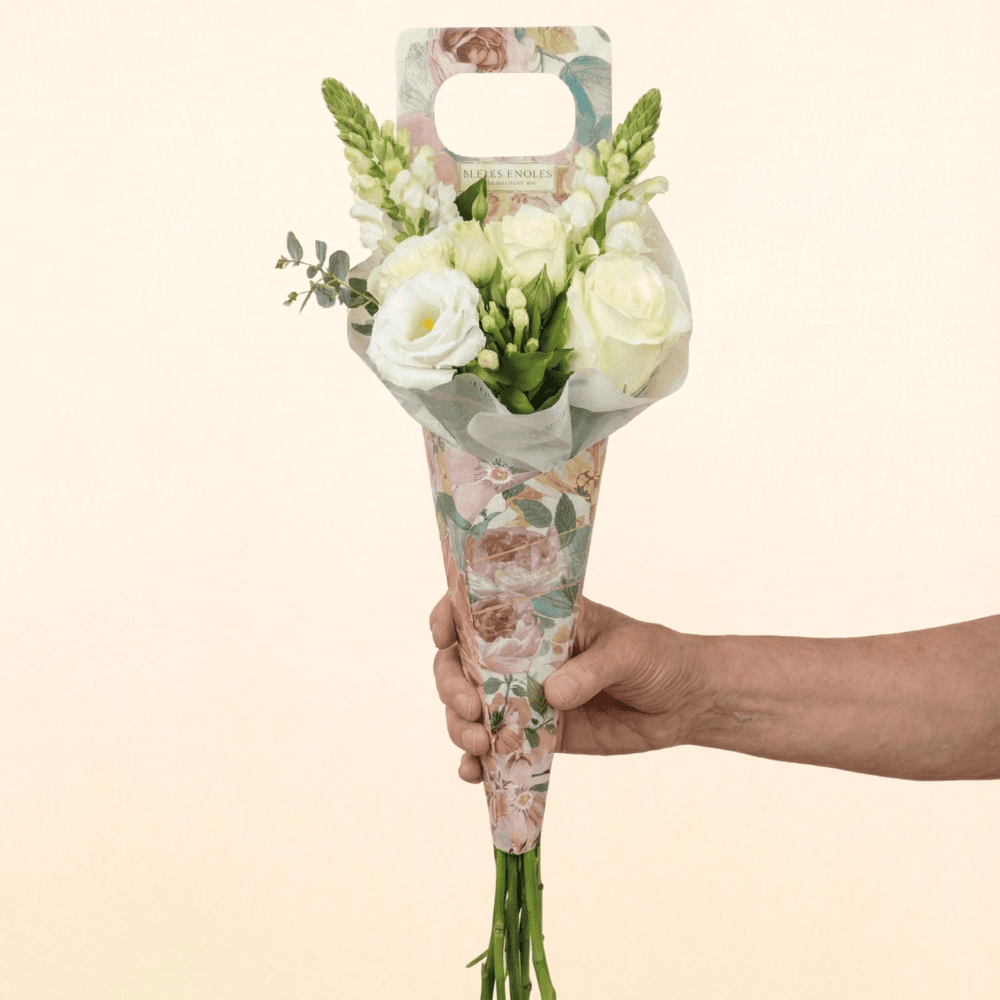 thumb-cone-mix-de-flores-tons-de-branco-0