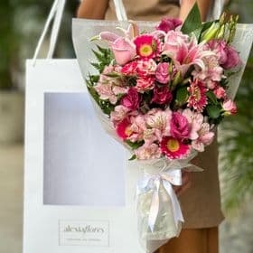 Buquê Paris 12 galhos